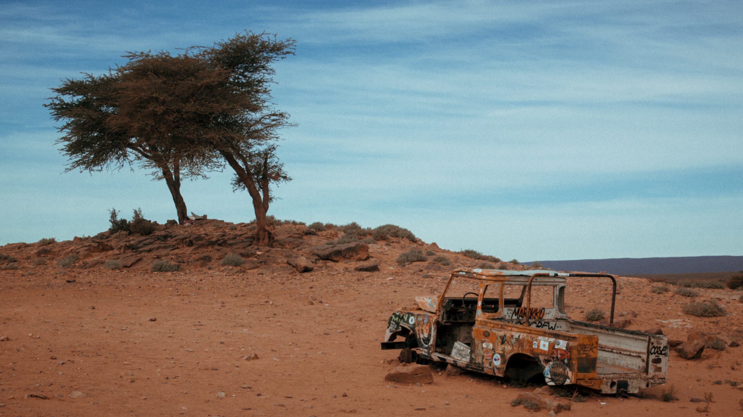 Marokko-Morocco-Custom- Tailormade-Maatwerk-Offroad-4×4-4wd-guide-gids-zandduinen-sanddunes-woestijn-desert-Oasis-Sacré-ismail-usfi-unsplash kopie